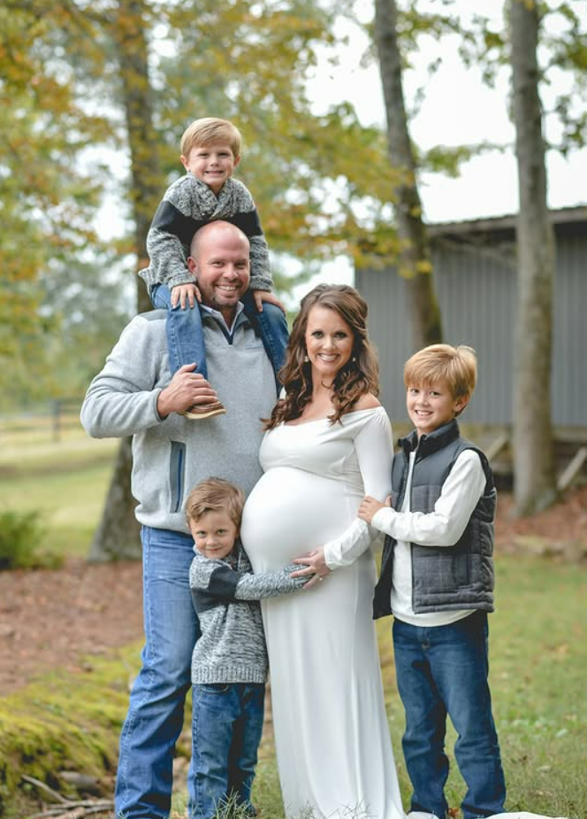 La familia Waldrop de Alabama sorprendió a todos por tener 9 hijos en solo 3 embarazos