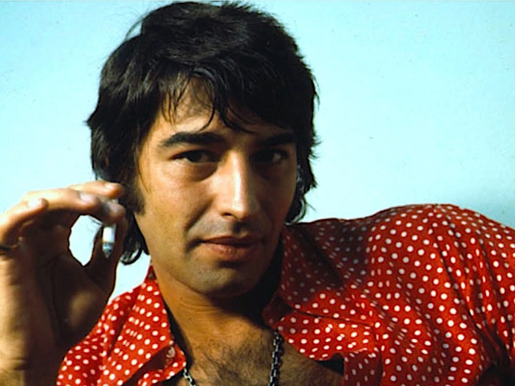 El legado de Sandro a 80 años de su nacimiento: un ícono cultural en Argentina y América Latina