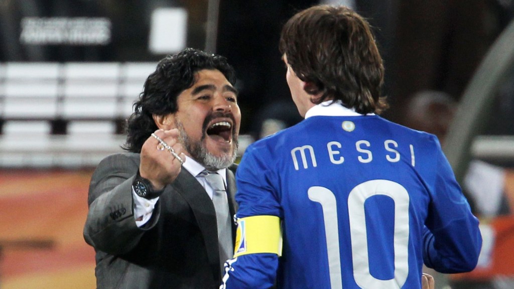 Diego Maradona - El Eterno "Pelusa": Una trayectoria más allá de la cancha, marcada por triunfos y excesos