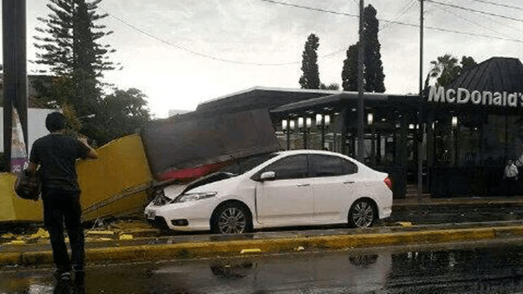 El día que la «M» dorada cayó